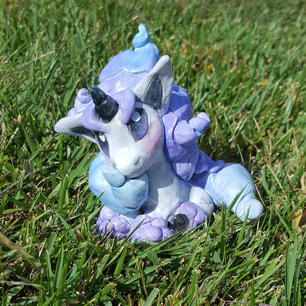 Pokemon Galarian Ponyta Figurine